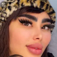 کاشت مژه و آموزش حرفه ای