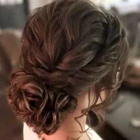 آموزش شنیون جمع وباز واروپایی|خدمات آرایشگری و زیبایی|شیراز, محمودآباد|دیوار