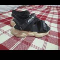 حراج کفش فقط ۲۰۰ تومن کفش اسپورت