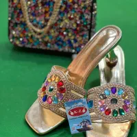 کیف و صندل سنگدوزی خارجی|کیف، کفش، کمربند|کرج, فاز ۱ مهرشهر|دیوار