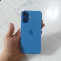 آیفون ۱۶ آبی