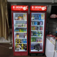 یخچال ایستاده  یوگر دو عدد و یک یخچال ایستاده پپسی