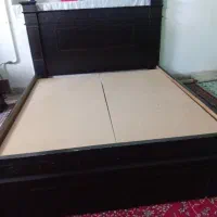 تخت خواب دونفره تمیز سالم