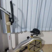 دوچرخه ثابت در حد نو