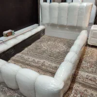 تخت پفکی کینگ دکوراتیک|تخت و سرویس خواب|مشهد, زمرد|دیوار