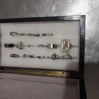 تعداد۱۷عددانگشترباجعبه