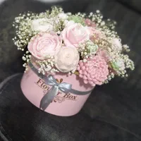 باکس گل شمع هدیه ای ماندگار