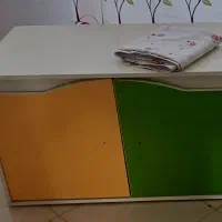 کمد تخت خواب  میز چوبی