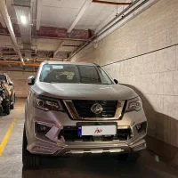 نیسان ترا با کیت