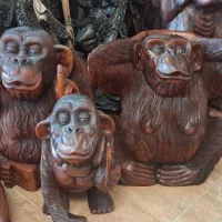 چوبی مجسمه شیر و میمون