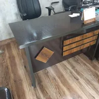 میزتحریروصندلی بسیارتمیز۱۲۰×۶۰