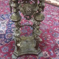 کنار سالنی بزرگ تو پر معاوضه
