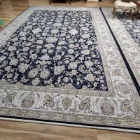 یک جفت فرش ۱۲ متری به همراه دو قالیچه