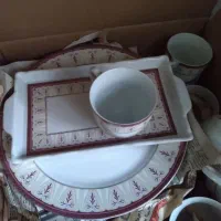 سرویس چینی گل قرمز