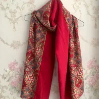 شال قرمز