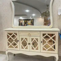 آیینه و کنسول و میزتلویزیون