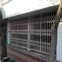 70متر مغازه 2 دهنه دو کله بر آذربایجان مناسب املاک
