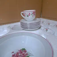 سرویس چینی ۱۰۲ پارچه زرین
