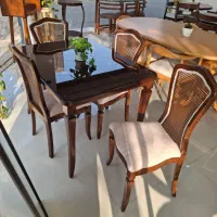 میز غذاخوری دونفره چوبی کمجا شیک