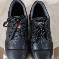 کفش ایمنی نوع نوع شماره ۳۹  قالب بزرگ