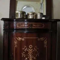 کنسول و میز آرایش