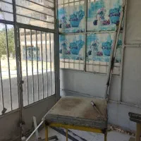 چهار درب تمیز آهنی پنجره ای حدودا 700کیلو بفروش