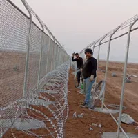 نصب انواع سیم خاردار و توری فنس
