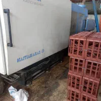 کارگر ساده دستگاه تزریق
