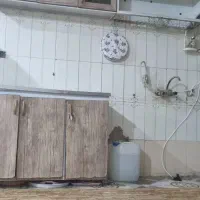 سه عدد کابینت و یخچال فروش فوری