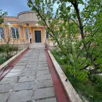 باغ ویلا۶۳۰متر ۱۵۰متر بنااستخر سرپوشیده شهریار