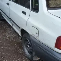 ماشین پراید سفید