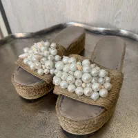 دمپایی مرواریدی لژ دار