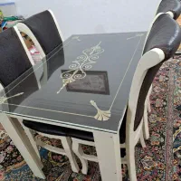 میز ناهارخوری