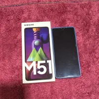 گوشی M51 تمیز