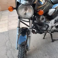 hlx 150 اچ ال ایکس مشکی