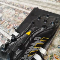 کفش فوتبال|کیف، کفش، کمربند|کهریزک, |دیوار