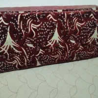 یک جفت پشتی|پشتی|ری, شهادت|دیوار