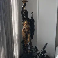 مجسمه پلی استر (الهه آرتمیس و طاووس