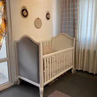 تخت کودک کنار مخمل