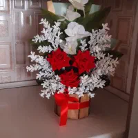 گل مصنوعی شیک وزیبا