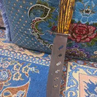 یک عدد اشیاء اشپزی لازم به پول هستم