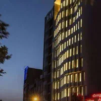 125متر-اداری-در-لوکس-ترین-ساختمان-اداری-کرج