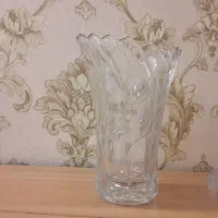 گلدان شیشه ای