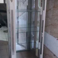 ویترین آینه دار طلایی سه طبقه فروشی|بوفه، ویترین، کنسول|تهران, خانی آباد نو شمالی|دیوار