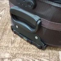 چمدان|کیف، کفش، کمربند|فردیس, منظریه|دیوار