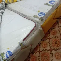 دو عدد تخت بزرگ با عرض ۱۳۰ همراه با تشک|تخت و سرویس خواب|زابل, |دیوار