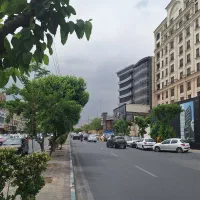 مغازه ۱۳۰متر/۲۰متربر/۵متر ارتفاع/بلوارکاشانی اباذر