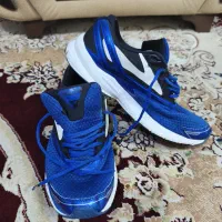 کتونی آبی کربنی بروکس سایز 44/5|کیف، کفش، کمربند|رشت, باهنر|دیوار