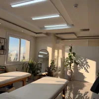 یک اتاق  در بلوار سمیه برای لاین ماساژ