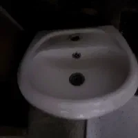 اینه سرویس بهداشتی با  کاسه روشویی|لوازم سرویس بهداشتی|همدان, |دیوار